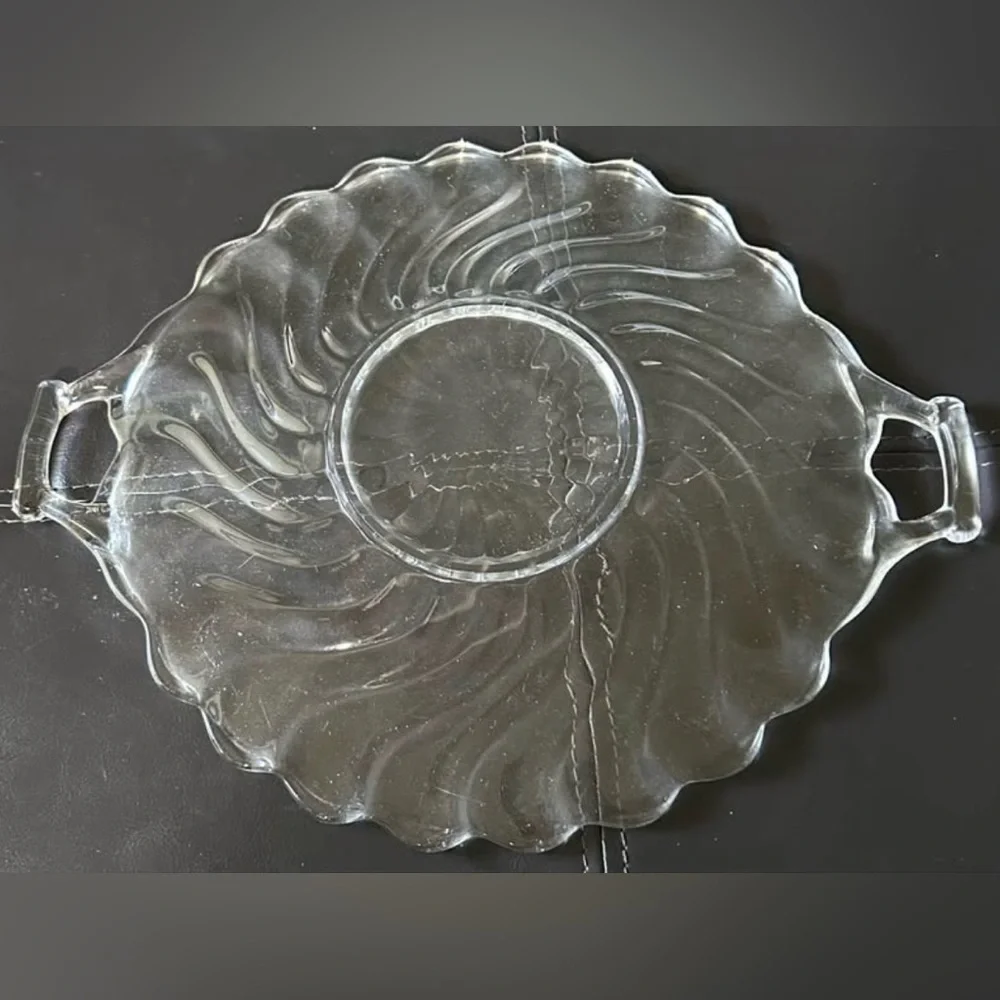 Elegant NEW Fosteria Swirl Cake Plate 10”